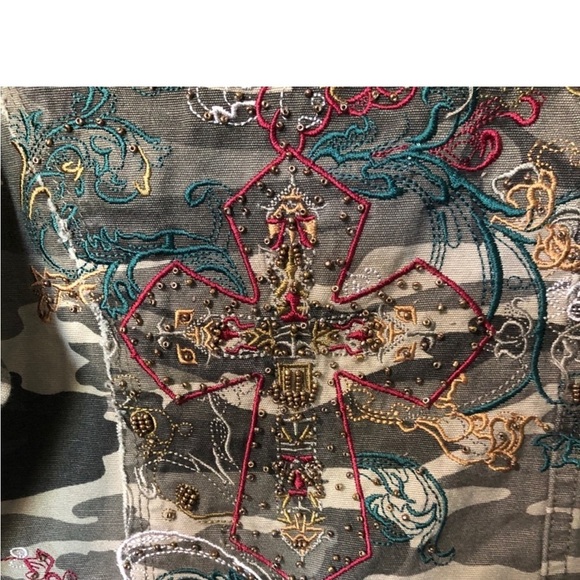 Rock and Roll Cowgirl camouflage jacket - Picture 8 of 11